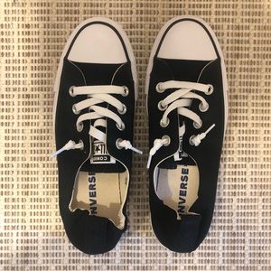 Converse Shoreline Slip Ons in Black
